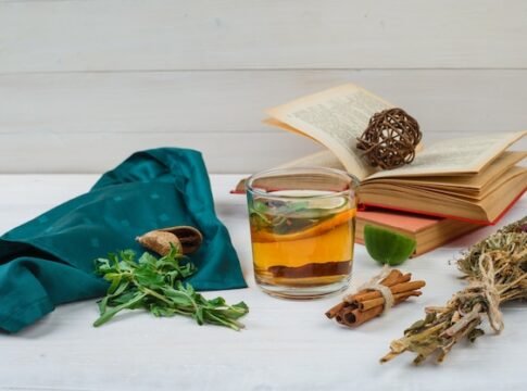 Herbal Allies: Natural Remedies for Managing Daily Stress