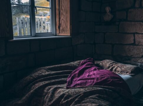 The Role of Aromas: Creating a Calming Sanctuary at Home