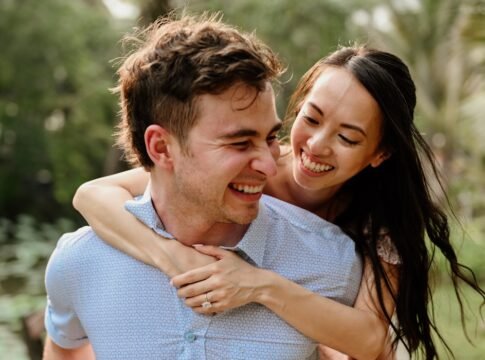 Cultivating Mindful Relationships: Enhance Your Emotional Wellbeing