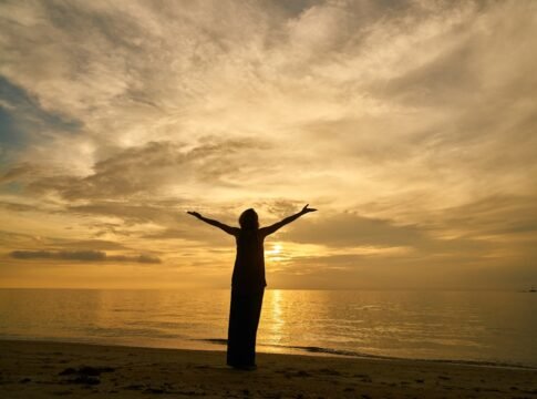 Unlock Holistic Healing: The Power of Qi Gong for Wellness