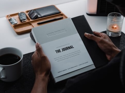 The Art of Journaling: A Path to Emotional Resilience The Art of Journaling: A Path to Emotional Resilience